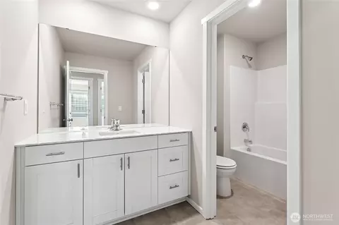 Bath - 205 Cremini Loop SE #52, Lacey, WA 98513 photo 2 of 3