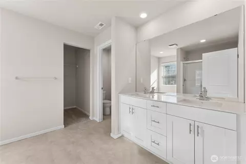 Bath - 205 Cremini Loop SE #52, Lacey, WA 98513 photo 3 of 3