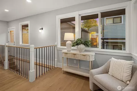 2139 N 62nd St, Seattle, WA 98103 photo 10