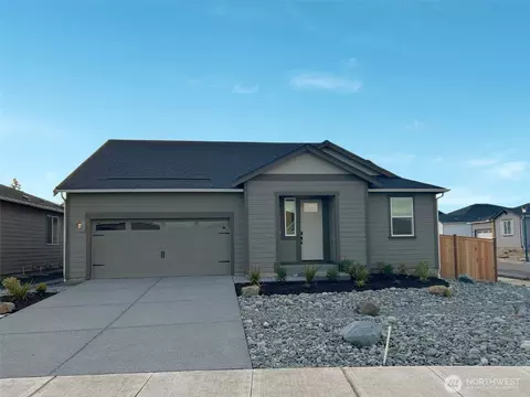 1033 Royal Velvet Dr, Sequim, WA 98382