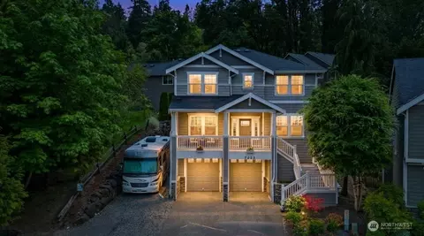 7320 111th Pl SE, Newcastle, WA 98056