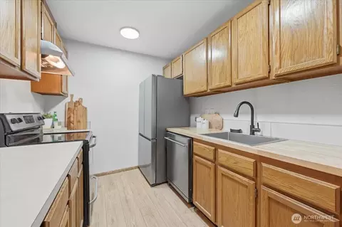 Kitchen - 3207 Colby Ave #104, Everett, WA 98201 photo 1 of 2