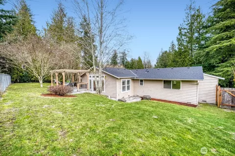 Exterior - 16928 17th Ave SE, Bothell, WA 98012 photo 7 of 7