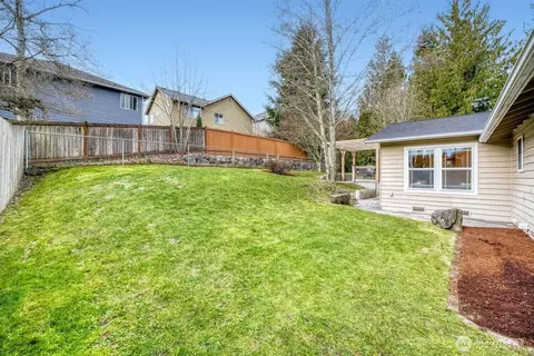 Exterior - 16928 17th Ave SE, Bothell, WA 98012 photo 6 of 7