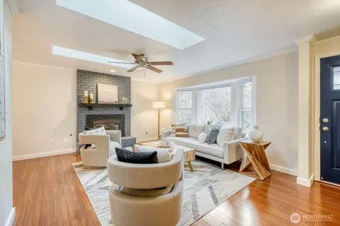 Living - 16928 17th Ave SE, Bothell, WA 98012 photo 1 of 5