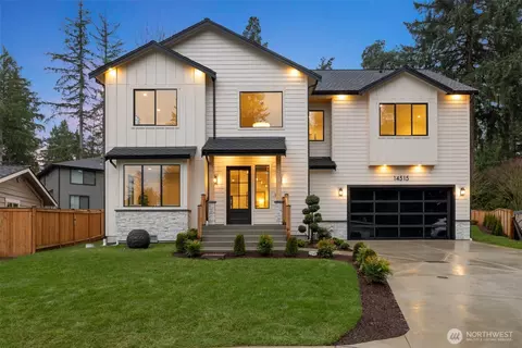 14515 SE 20th Pl, Bellevue, WA 98007