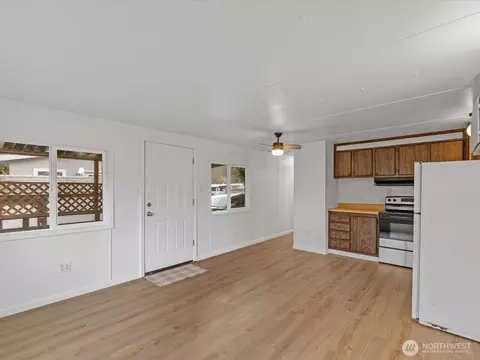 11510 E Riverside Dr #26, Bothell, WA 98011 photo 5