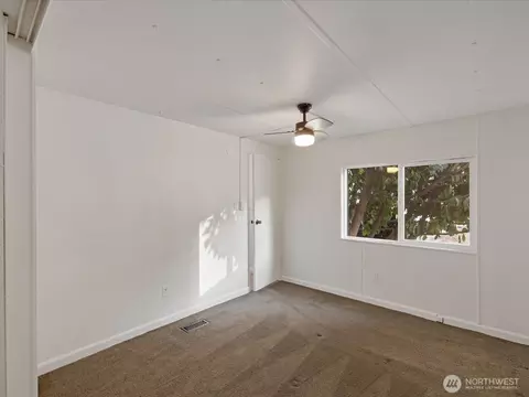 11510 E Riverside Dr #26, Bothell, WA 98011 photo 14