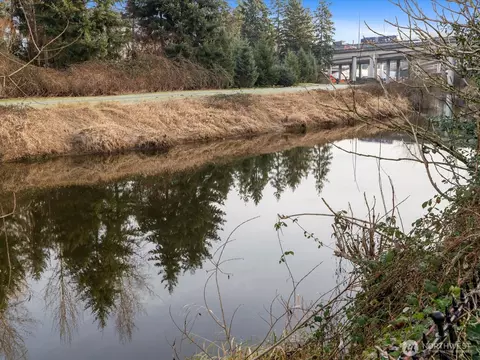 11510 E Riverside Dr #26, Bothell, WA 98011 photo 26