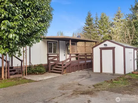 11510 E Riverside Dr #26, Bothell, WA 98011