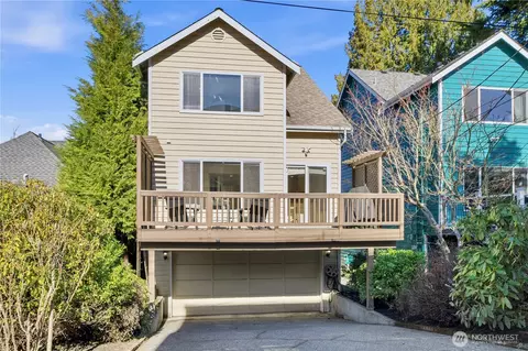 2401 N 65th St, Seattle, WA 98103