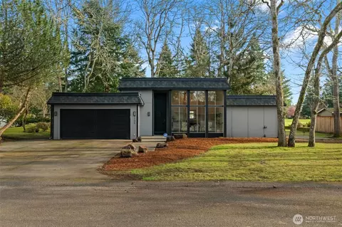 7105 Citrine Ln SW, Lakewood, WA 98498