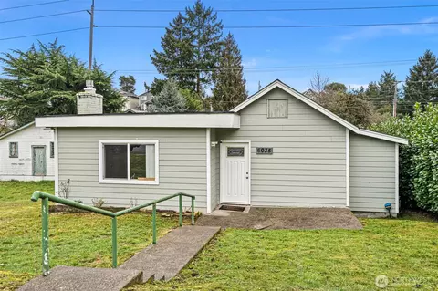 6035 S Cheyenne St, Tacoma, WA 98409