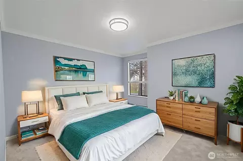 8013 NE 177th Ct #402, Kenmore, WA 98028