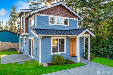 12757 Dayton Ave N #B, Seattle, WA 98133