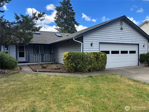 427 Sawmill Ct SE, Olympia, WA 98513