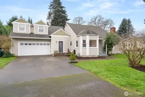 1314 Rainier St, Sumner, WA 98390