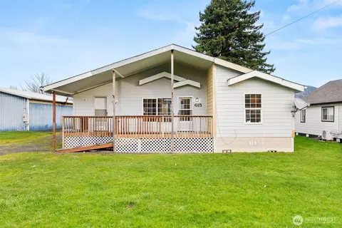 615 California Ave, South Bend, WA 98586