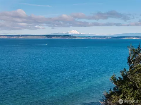 2775 Claremont St, Port Townsend, WA 98368