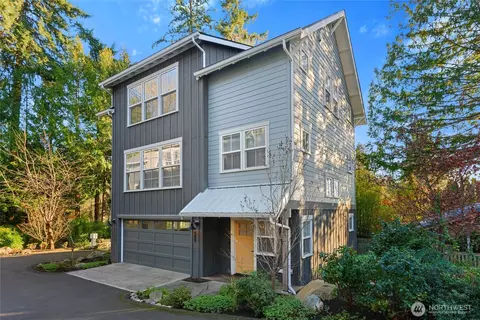 509 Groos Ln NE, Bainbridge Island, WA 98110