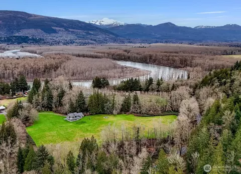 27806 W Gilligan Creek Rd, Sedro Woolley, WA 98284