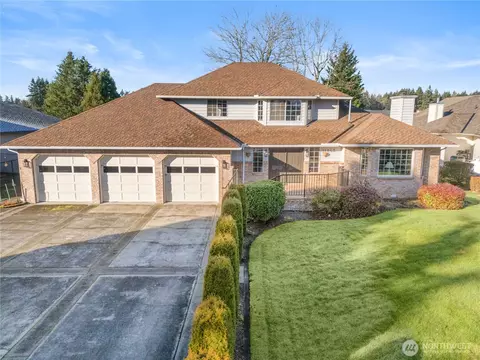11243 Airpark Ln SE, Yelm, WA 98597