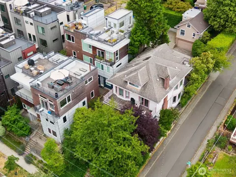 702 11th Ave E, Seattle, WA 98102