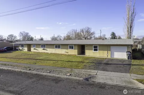 406 Biggs Rd, Moses Lake, WA 98837