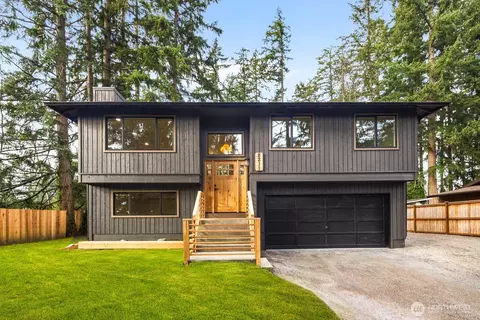 8211 182nd Ave E, Bonney Lake, WA 98391