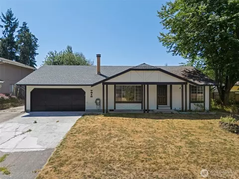 7815 Royal Oak Dr SE, Olympia, WA 98503