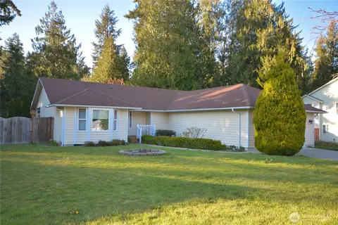 15718 Topaz Dr SE, Yelm, WA 98597