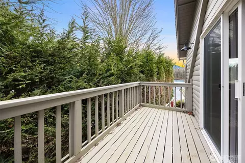 Exterior - 1122 Dyer Rd, Sultan, WA 98294 photo 6 of 11