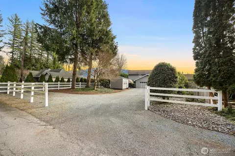Exterior - 1122 Dyer Rd, Sultan, WA 98294 photo 5 of 11