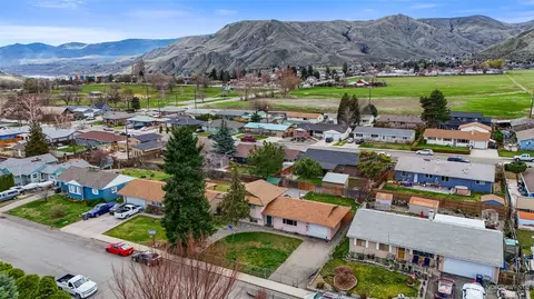 723 Lynn St, Wenatchee, WA 98801