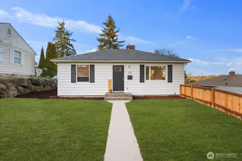 3112 SW 97th St, Seattle, WA 98126