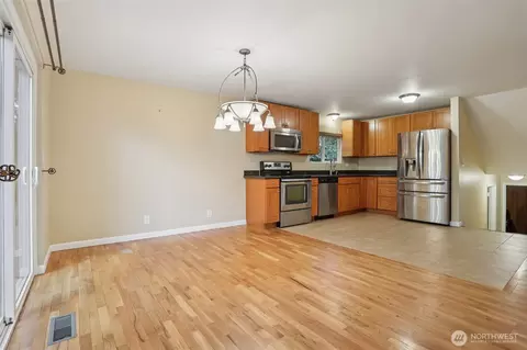 Other - 12224 SE 60th Pl, Bellevue, WA 98006 photo 2 of 5