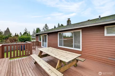 Exterior - 531 221st St SW, Bothell, WA 98021 photo 4 of 5