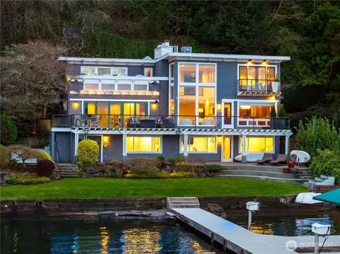 842 W Lake Sammamish Pkwy SE, Bellevue, WA 98008