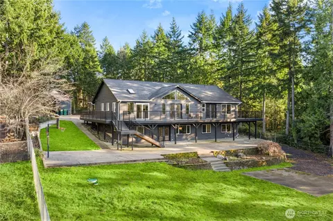 9371 Willamette Meridian Rd NW, Silverdale, WA 98383