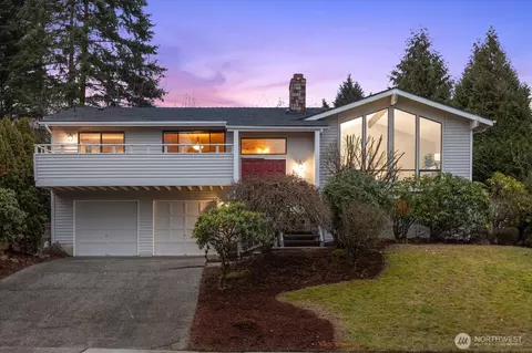 5207 154th Ave NE, Redmond, WA 98052
