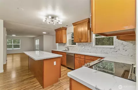 Kitchen - 11629 54th Dr SE, Everett, WA 98208 photo 1 of 4