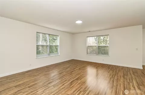 Living - 11629 54th Dr SE, Everett, WA 98208 photo 3 of 8