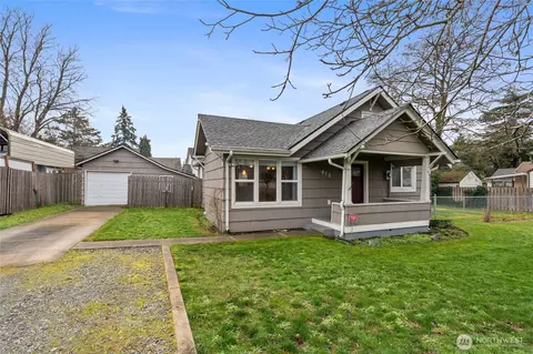 610 115th St S, Tacoma, WA 98444