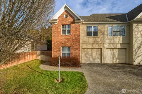 278 NE Deccio Rd, College Place, WA 99324
