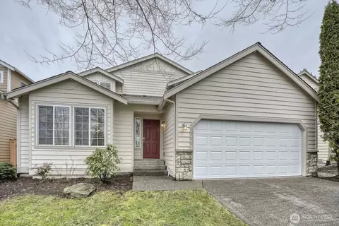 6740 NE 1st Pl, Renton, WA 98059