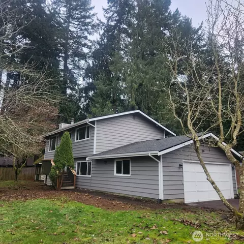 26626 Weaver Rd NW, Poulsbo, WA 98370