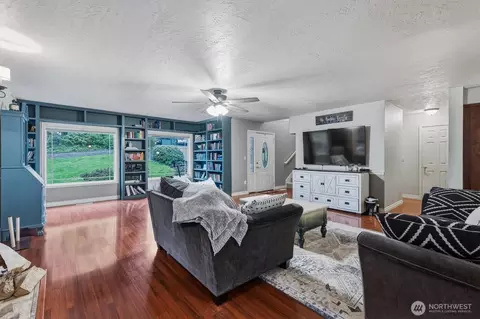 111 Sunset View Rd, Longview, WA 98632 photo 4