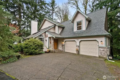 710 Z St SE, Tumwater, WA 98501
