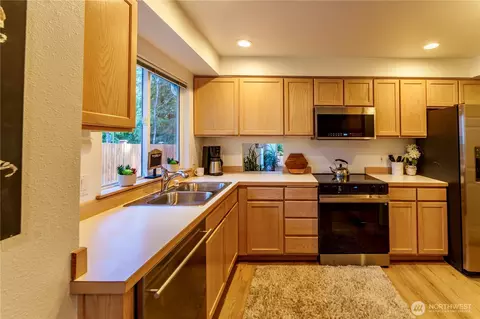 Kitchen - 18809 20th Dr SE, Bothell, WA 98012 photo 2 of 2