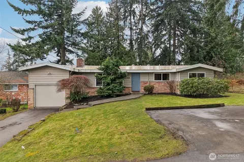 8122 230th St SW, Edmonds, WA 98026